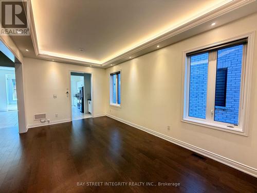 61 CANNES AVENUE , Vaughan, Ontario L4H 4P8 2