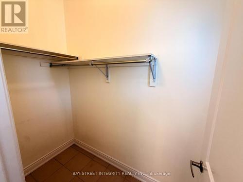 61 CANNES AVENUE , Vaughan, Ontario L4H 4P8 3