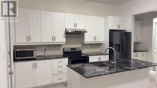61 CANNES AVENUE , Vaughan, Ontario L4H 4P8 4