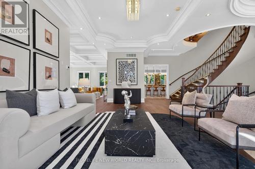 128 Garden Avenue, Richmond Hill, ON 