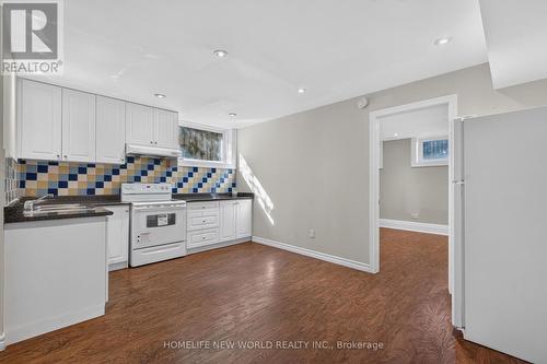 128 Garden Avenue, Richmond Hill, ON 