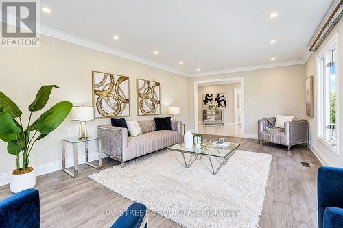 411 Weldrick Road E, Richmond Hill, ON 