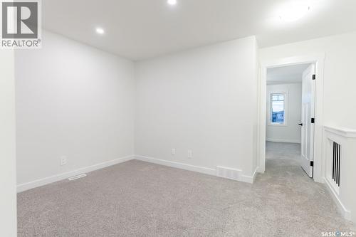 275 Doran Way, Saskatoon, SK 