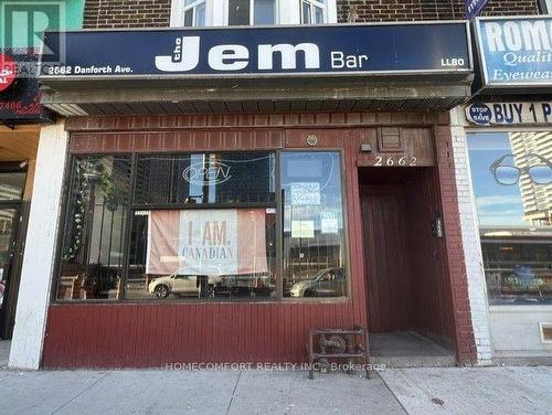 2662 Danforth Avenue, Toronto, ON 