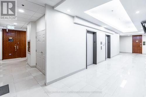 Office located a short distance from the elevators - 312 - 7368 Yonge Street, Vaughan, ON 