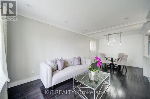 35 Montcalm Avenue Nw, Toronto, ON 