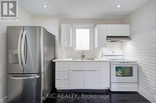 35 Montcalm Avenue Nw, Toronto, ON 