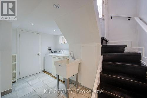 35 Montcalm Avenue Nw, Toronto, ON 