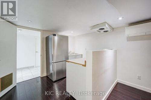 35 Montcalm Avenue Nw, Toronto, ON 