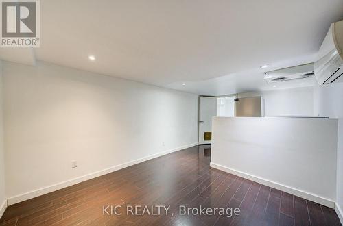 35 Montcalm Avenue Nw, Toronto, ON 