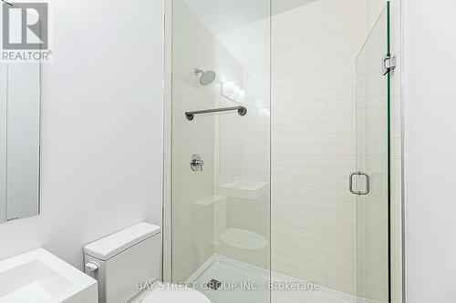 203 - 181 Bedford Road, Toronto, ON 