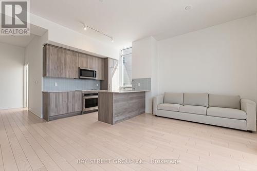 203 - 181 Bedford Road, Toronto, ON 