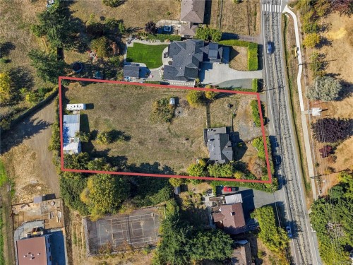 7261 Lantzville Rd, Lantzville, BC 