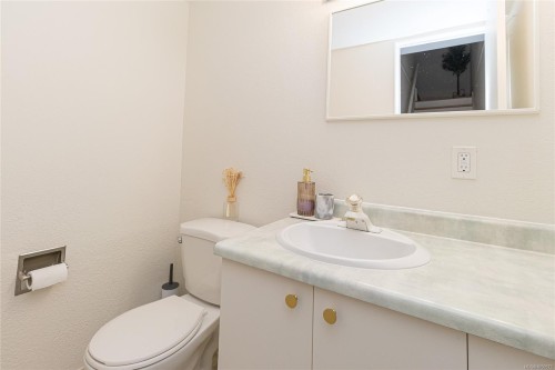 #43-840 Craigflower Rd, Esquimalt, BC 