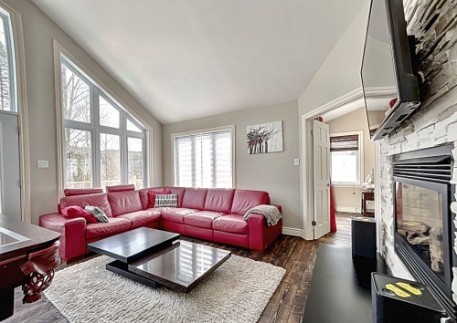 Living Room - 120 Rue De La Fromentière, Saint-Alphonse-Rodriguez, QC 