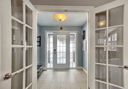 Mud Room - 120 Rue De La Fromentière, Saint-Alphonse-Rodriguez, QC 
