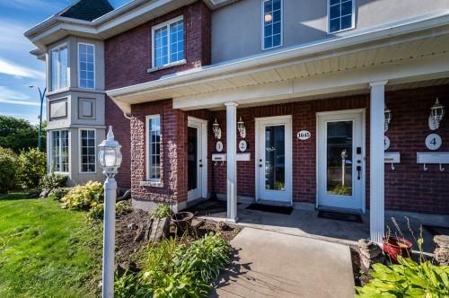 Façade - 2-1645 Rue Bellevue, Longueuil (Greenfield Park), QC 