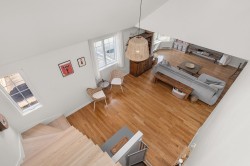 Mezzanine - 
