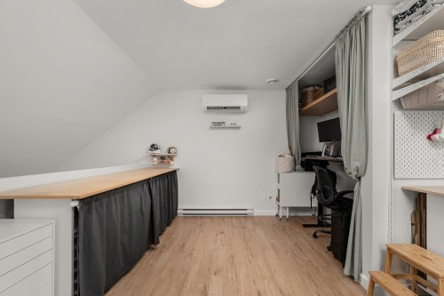 Mezzanine - 2-1645 Rue Bellevue, Longueuil (Greenfield Park), QC 