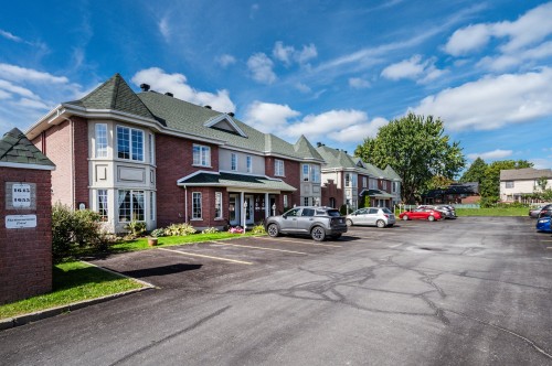 Façade - 2-1645 Rue Bellevue, Longueuil (Greenfield Park), QC 