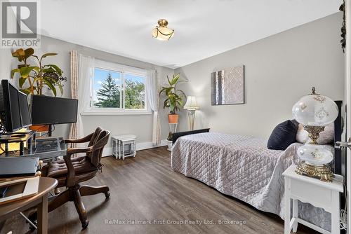 10 Lincoln Street, Ajax (Central West), ON 