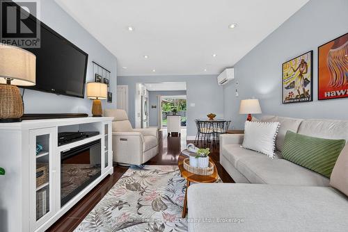 10 Lincoln Street, Ajax (Central West), ON 