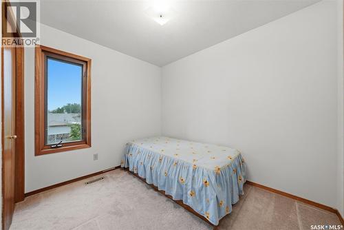 427 Bronson Crescent, Saskatoon, SK 