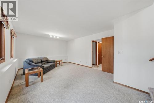 427 Bronson Crescent, Saskatoon, SK 