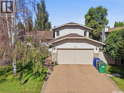 427 Bronson Crescent, Saskatoon, SK 