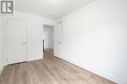 29 Lyall Stokes Circle, East Gwillimbury, ON 