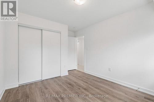 29 Lyall Stokes Circle, East Gwillimbury, ON 