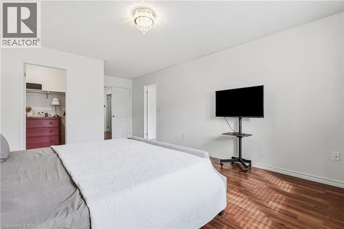 Spacious Primary Bedroom Retreat - 4828 Verdi Street, Burlington, ON 