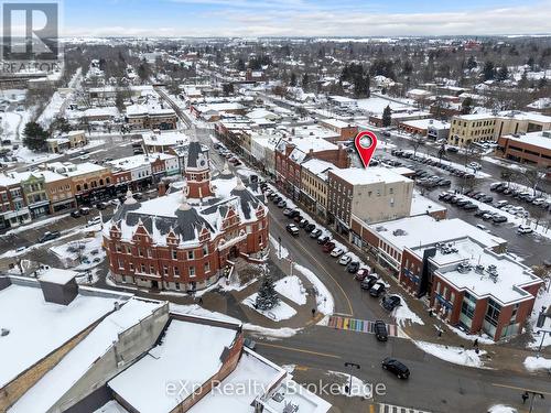 9 - 24 WELLINGTON STREET , Stratford, Ontario N5A 2L2 3