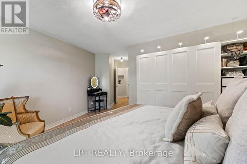 204 The Queensway S, Georgina, ON 