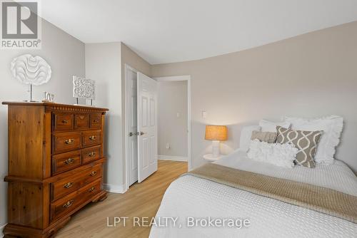 204 The Queensway S, Georgina, ON 