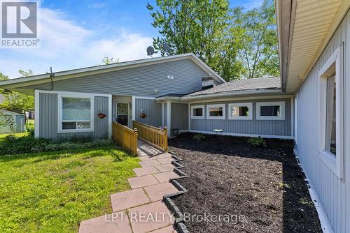 Separate Apartment - 204 The Queensway S, Georgina, ON 