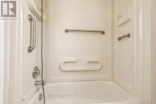 204 The Queensway S, Georgina, ON 