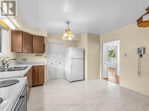182 Bay Thorn Drive, Markham, ON 