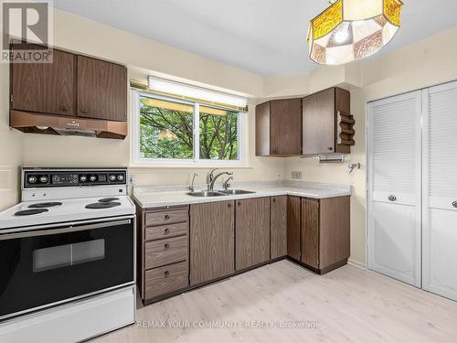 182 Bay Thorn Drive, Markham, ON 