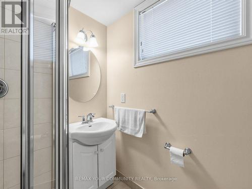 182 Bay Thorn Drive, Markham, ON 