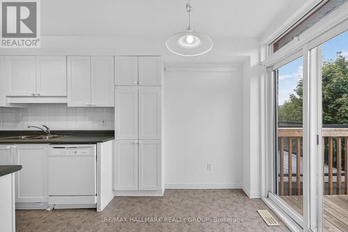 103 Tall Oak Private, Ottawa, ON 
