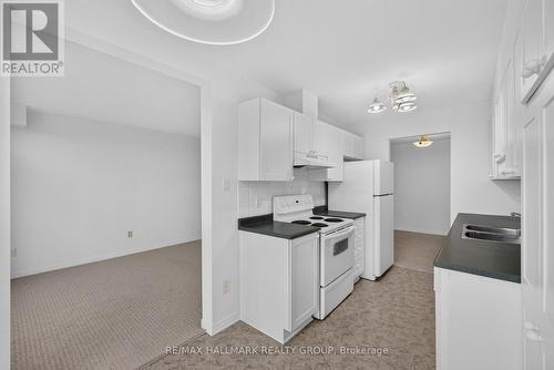 103 Tall Oak Private, Ottawa, ON 
