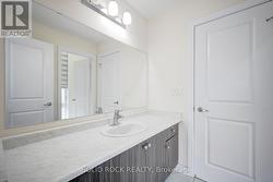 4 Piece Jack-and Jill Bathroom - 