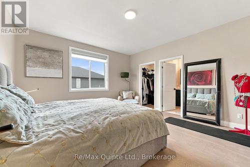 61 Hastings Park Drive, Belleville (Belleville Ward), ON 