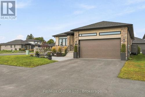 61 Hastings Park Drive, Belleville (Belleville Ward), ON 