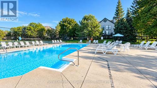 Lighthouse Point - West Pool & Tennis Court - 288 Mariners Way, Collingwood, ON 