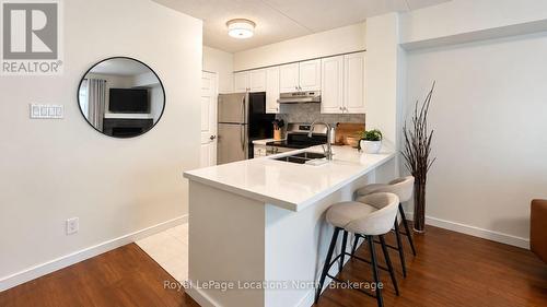 Spacious work area & Laundry/storage room - 288 Mariners Way, Collingwood, ON 