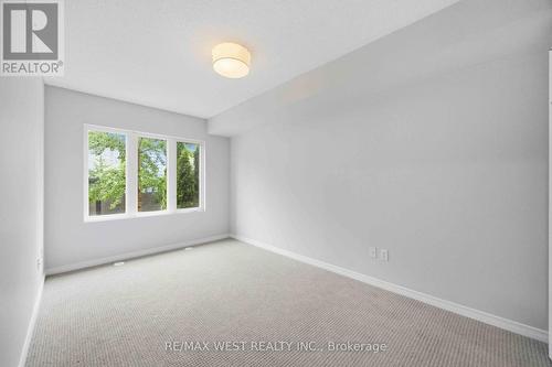 122 - 20 Elsie Lane, Toronto, ON 