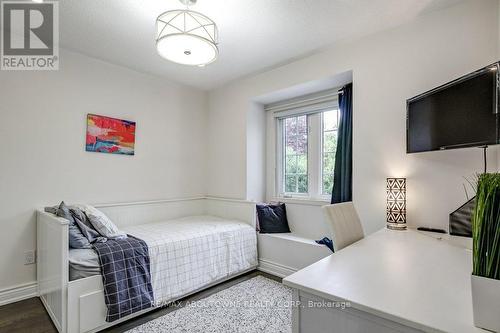 2183 Birchleaf Lane, Burlington, ON 