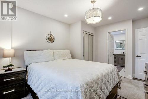 2183 Birchleaf Lane, Burlington, ON 